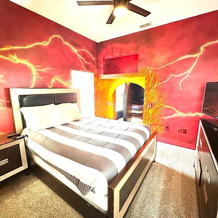 The Marvel Mansion 5Br Pool Home Near Disney World Орландо Номер фото