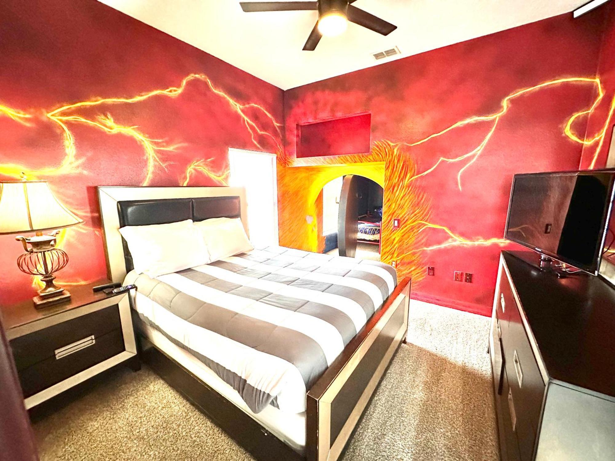 The Marvel Mansion 5Br Pool Home Near Disney World Орландо Номер фото